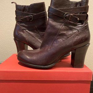 Born Chyler brown leather boot, size 9.5